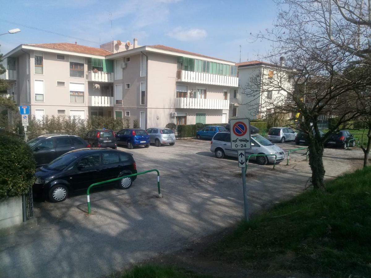 Vicino Al Prato Della Valle Intero Appartamento Parcheggio Facile Di Fronte Padoue Extérieur photo
